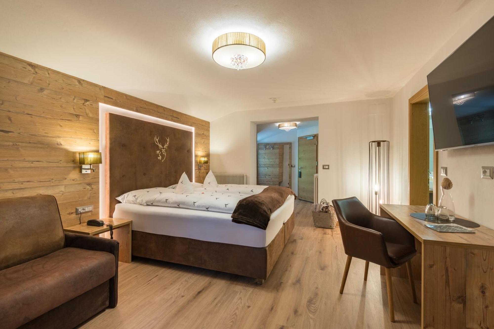 Hotel Jaegerheim 3S 塞尔瓦迪加尔代纳山谷 外观 照片