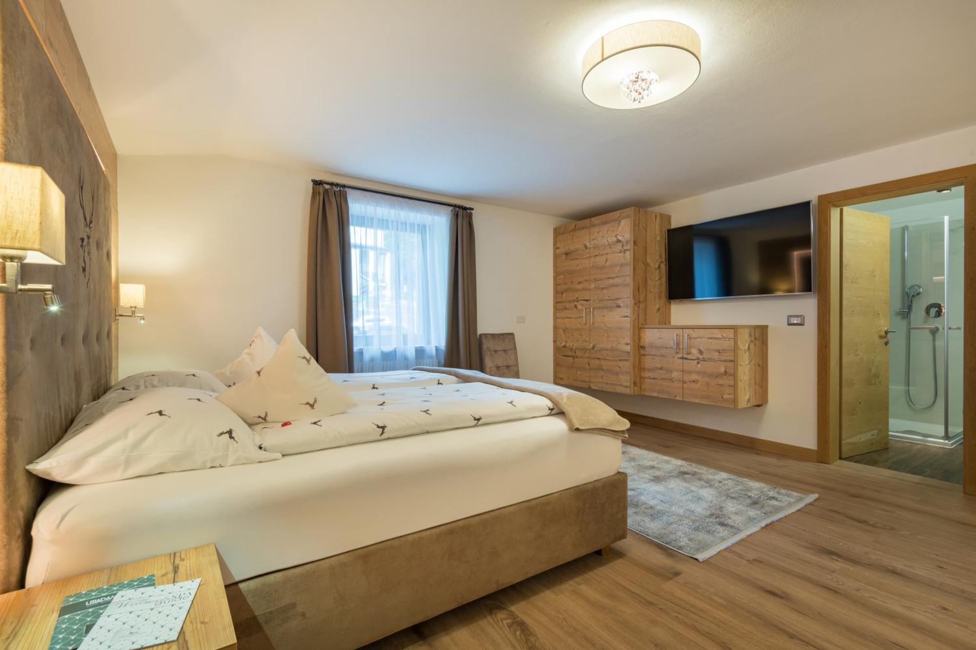 Hotel Jaegerheim 3S 塞尔瓦迪加尔代纳山谷 外观 照片